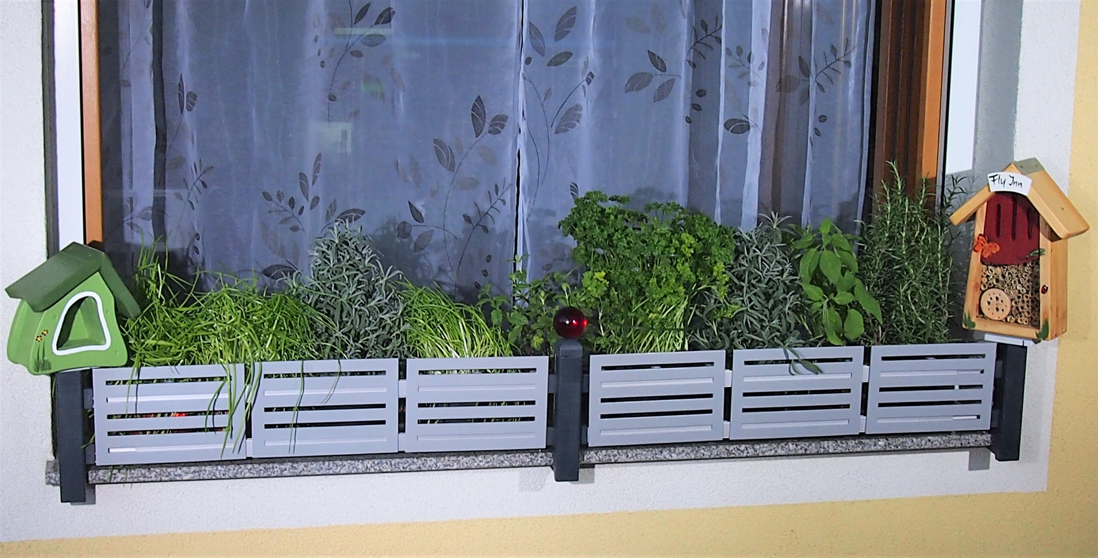 masu planter holder for all window sills without drilling or sawing